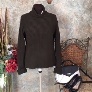 Ralph Lauren 🌹 stunning pull over sweater top